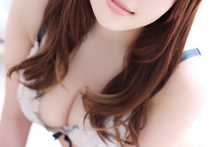 今日出勤12:00～02:00四日市風俗ホテヘルで遊べるはな【スイート】ちゃんプロフィール